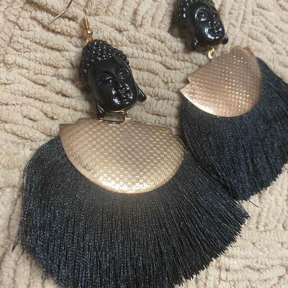 Buddha black noir fringe thread fan bohemian zen earrings meditation tranquility - Picture 4 of 4